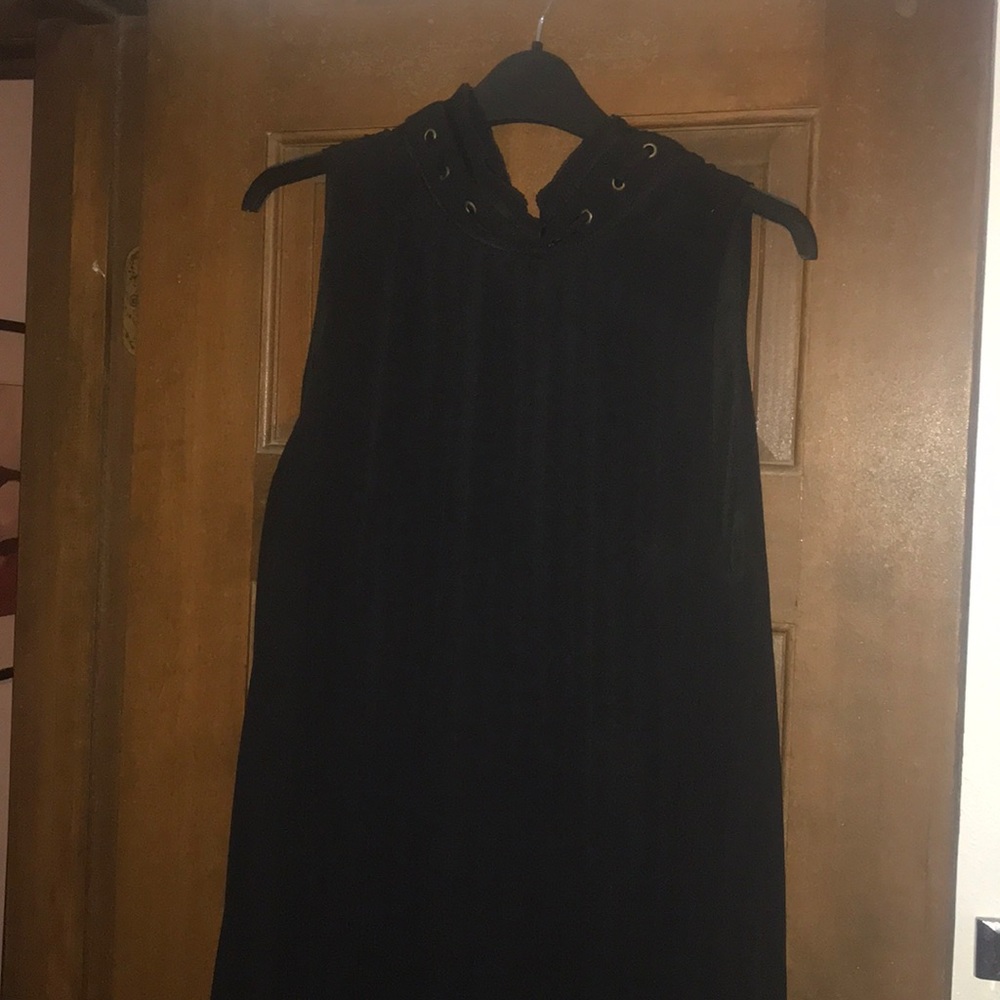 Black medium dress